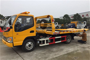 颍泉哪里有拖车服务